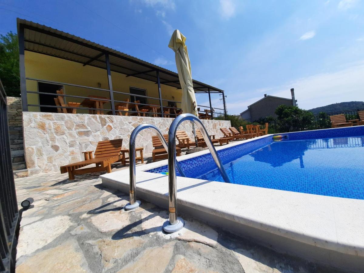 Apartments Kingfisher Virpazar Exterior photo